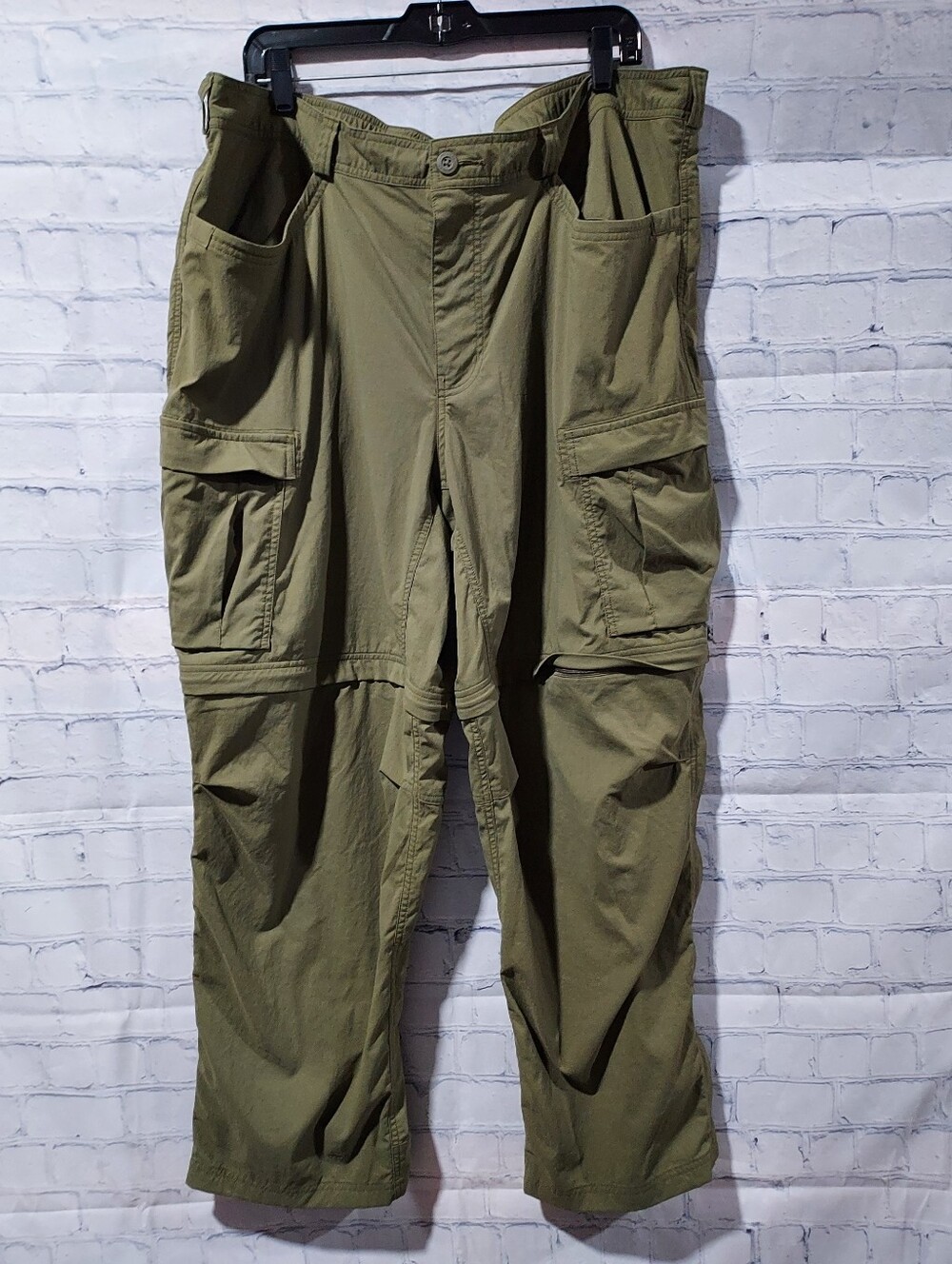 REI Co-op Mens 46W X 30L Sahara Convertible Cargo Pants Zip Off Legs Hiking